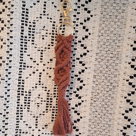 Handcrafted Macramé Keychain Set - Neutral Tones - Picture 8 of 12